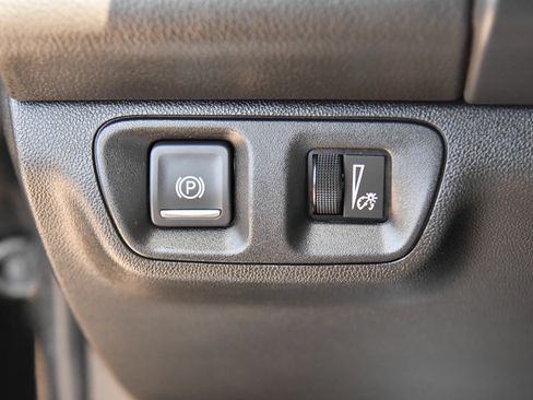 Used 2023 GMC Acadia SLT AWD/4WD image 33