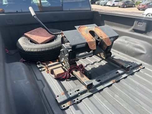 Used 2014 GMC Sierra 3500 SLE w/ SLE Preferred Package image 29