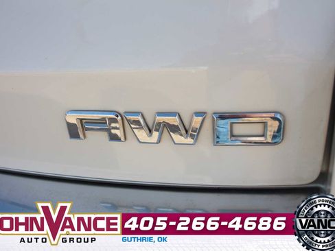 Used 2015 GMC Acadia Denali image 9