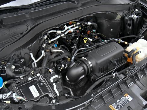 Used 2023 Ford Explorer XLT w/ Equipment Group 202A image 47