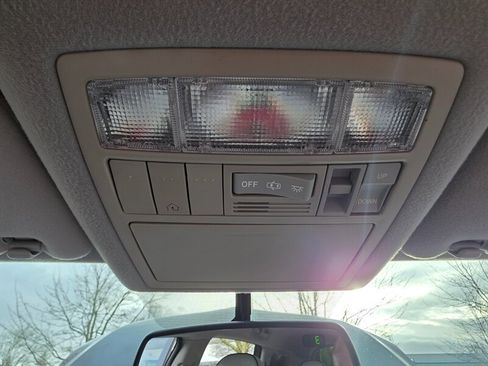 Used 2009 Toyota Venza AWD image 47