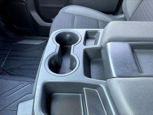 Used 2024 Chevrolet Silverado 1500 Custom image 16