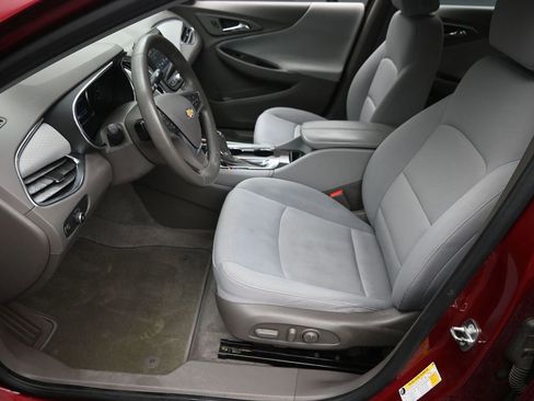 Used 2018 Chevrolet Malibu LT w/ Driver Confidence Package image 15