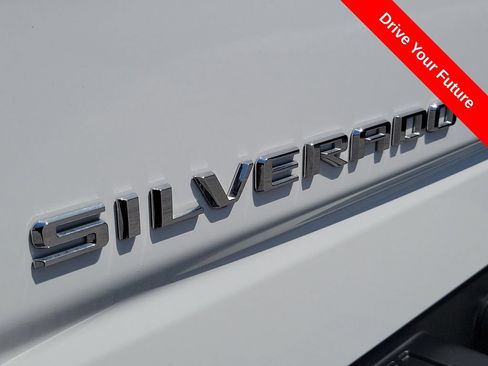 Used 2025 Chevrolet Silverado 1500 LT RWD image 25