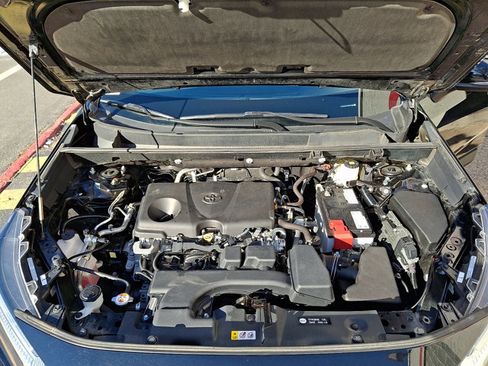 Used 2024 Toyota RAV4 XLE image 28