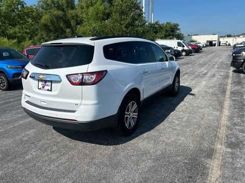 Used 2017 Chevrolet Traverse LT FWD image 12