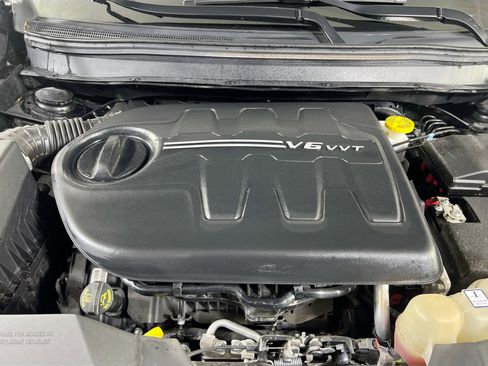 Used 2022 Jeep Cherokee Trailhawk image 28