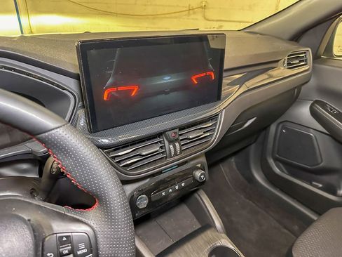 Used 2025 Ford Escape ST-Line w/ Tech Pack #1 AWD/4WD image 40