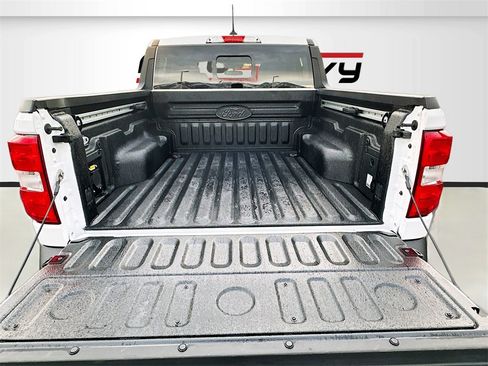 Used 2024 Ford Maverick Lariat image 26