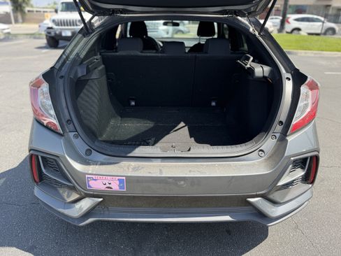 Used 2020 Honda Civic EX image 8