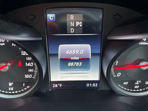 Used 2016 Mercedes-Benz C 300 4MATIC Sedan image 26