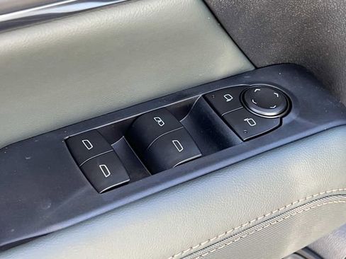 New 2026 GMC Terrain AT4 w/ Convenience Package III image 15