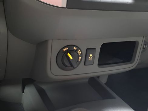 Used 2020 Nissan Frontier SV w/ SV Utility Package AWD/4WD image 22