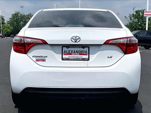 Used 2016 Toyota Corolla LE FWD image 4