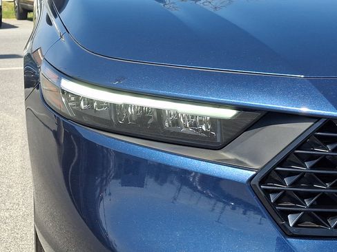 Certified 2024 Honda Accord EX image 9