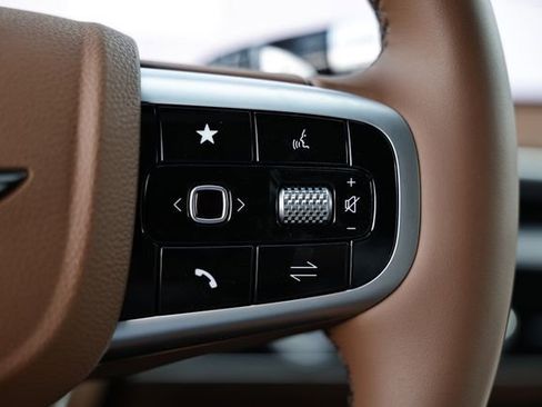 New 2026 Genesis GV70 2.5T Advanced AWD/4WD image 33