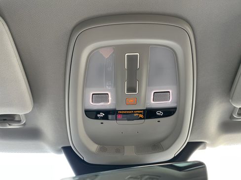 Used 2025 Volvo XC90 B6 Plus image 53