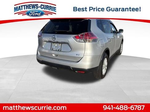 Used 2016 Nissan Rogue SV image 4
