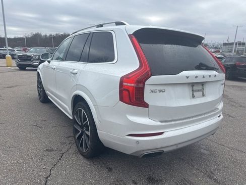 Used 2018 Volvo XC90 T6 Momentum w/ Convenience Package image 7