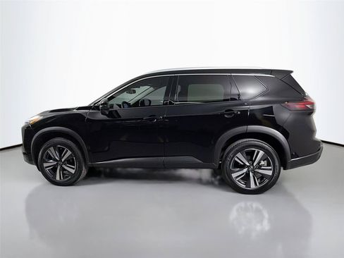 Used 2024 Nissan Rogue SL FWD image 9