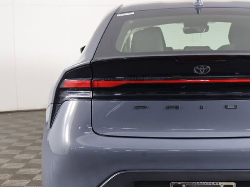 Used 2024 Toyota Prius LE image 13