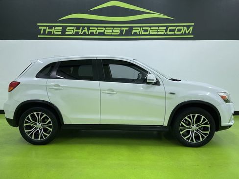 Used 2019 Mitsubishi Outlander Sport ES image 11