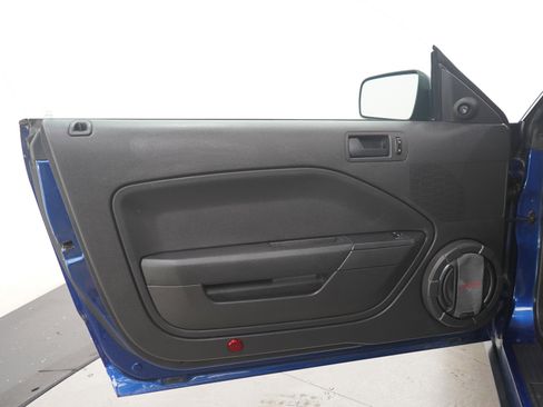 Used 2007 Ford Mustang Coupe RWD image 14