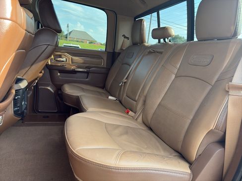 Used 2022 RAM 3500 Limited AWD/4WD image 12