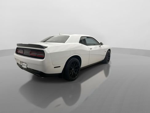 Used 2018 Dodge Challenger R/T Plus RWD image 5