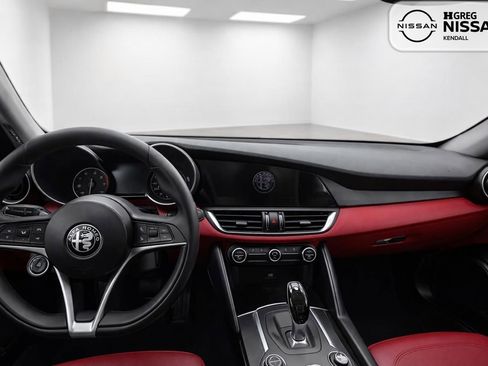 Used 2020 Alfa Romeo Stelvio Sport w/ Quick Order Package 22K Sport RWD image 8