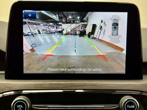 Used 2020 Ford Escape Titanium w/ Titanium Premium Package 2.0 AWD/4WD image 36