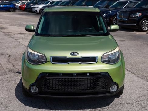Used 2016 Kia Soul + FWD image 20