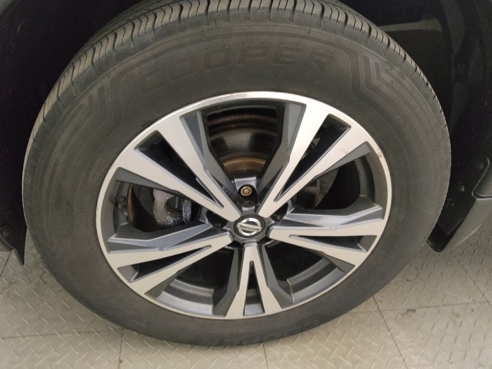 Used 2017 Nissan Rogue SL w/ SL Premium Package AWD/4WD image 31