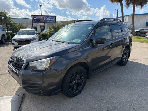 Used 2018 Subaru Forester 2.5i Premium image 1