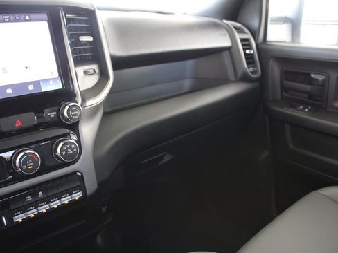 Used 2026 RAM 2500 Tradesman w/ Chrome Appearance Group AWD/4WD image 40