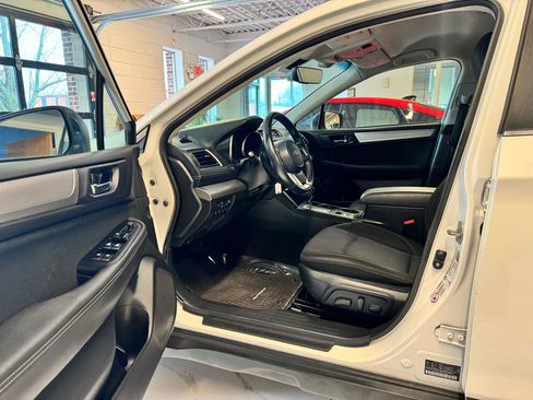 Used 2019 Subaru Outback 2.5i Premium AWD/4WD image 9