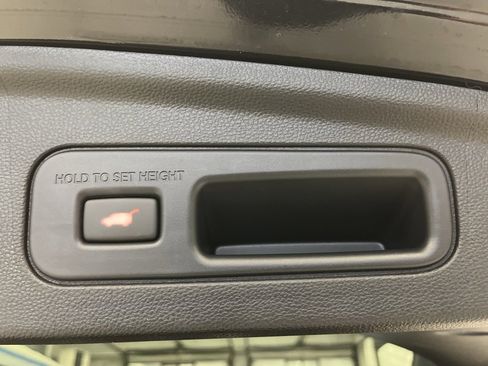 Used 2025 Acura MDX A-Spec image 42