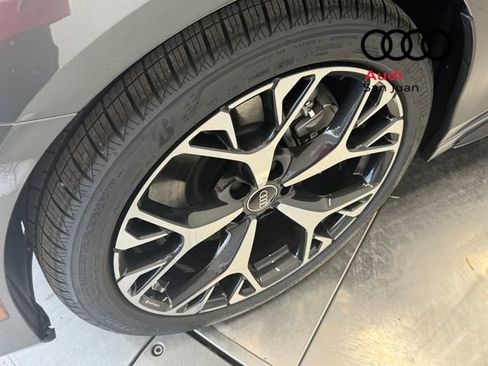 New 2026 Audi A6 Premium Plus AWD/4WD image 5