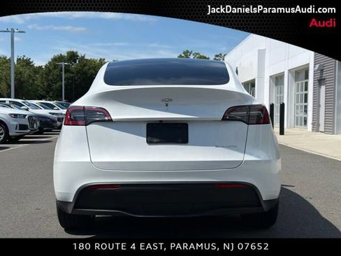 Used 2023 Tesla Model Y Long Range AWD/4WD image 5