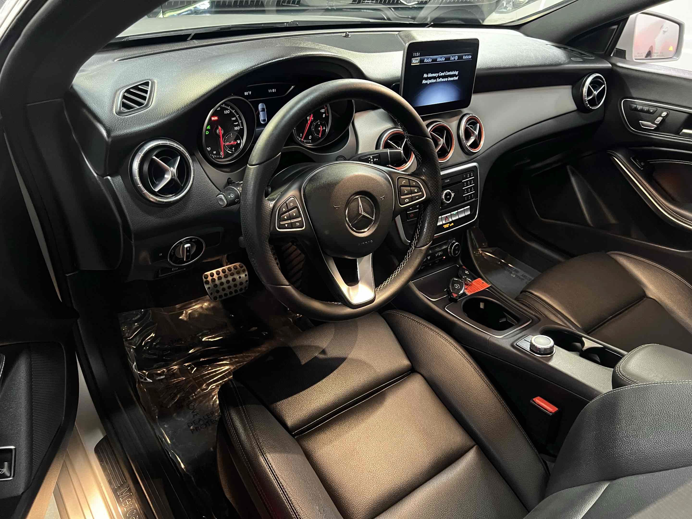 Used 2018 Mercedes-Benz CLA 250 image 3