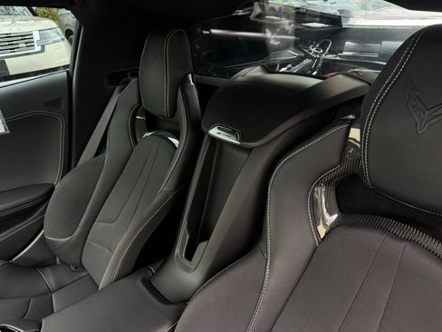 Used 2025 Chevrolet Corvette Z06 image 17