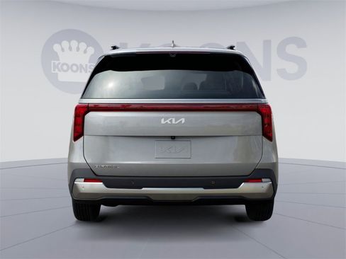 New 2026 Kia Carnival SX image 16