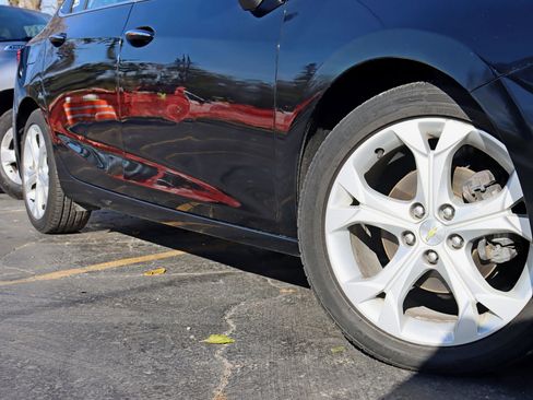 Used 2016 Chevrolet Cruze Premier image 5