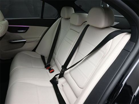 Used 2022 Mercedes-Benz C 300 Sedan image 18