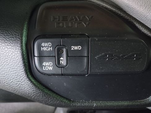 Used 2021 RAM 2500 Big Horn image 20