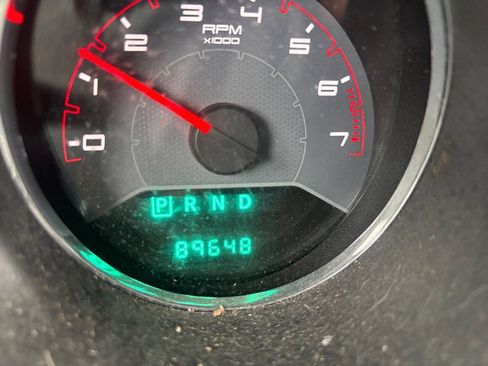 Used 2012 Dodge Avenger SXT FWD image 16