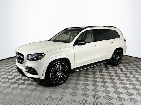 Certified 2022 Mercedes-Benz GLS 450 4MATIC image 3