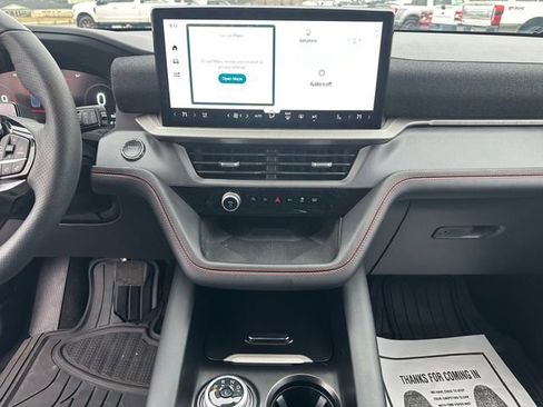 Used 2025 Ford Explorer ST-Line image 15