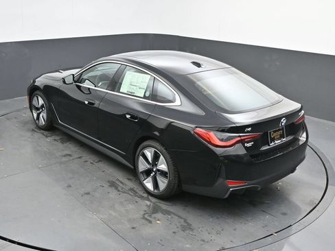 New 2026 BMW i4 eDrive40 RWD image 36