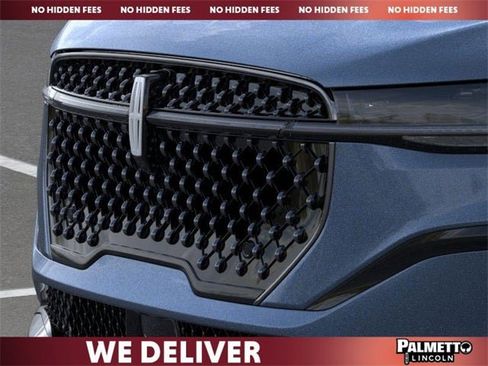 New 2026 Lincoln Nautilus Reserve w/ Jet Appearance Package image 17